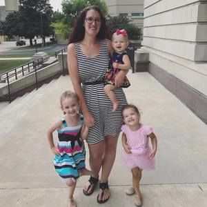 Meet your Posher, April